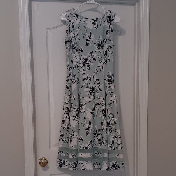 Calvin Klein Dresses & Skirts - Calvin Klein womans dress